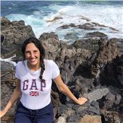 cualquier persona de cualquier edad o nacionalidad que quiera aprender castellano