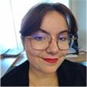 Étudiante pour devenir professeure je peux enseigner l'anglais, l'espagnol et l'italien mais aussi l'histoire et le français