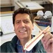 Soy un profesional de la ingeniería con un amplio dominio y pasión por la geometría y la representación espacial. Me defino como u