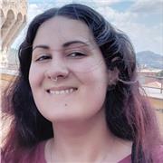 sono Monica, sono laureata in editoria, offro ripetizioni di storia e italiano per elementari e medie