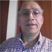 Profesor de español con una gran trayectoria en la enseñanza de la lengua