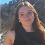 Soy estudiante de idiomas, siendo francés mi segunda lengua extranjera. Me gustaría dar clases a iniciantes y de nivel intermedio.