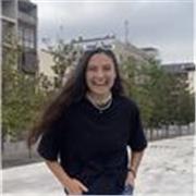 Entrenadora personal apta para todas edades y niveles.