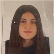 me llamo Ainhoa soy una chica de 19 años y doy clases particulares a niños de primaria por la zona de San Sebastián de los Reyes
