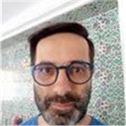 Prof de français comme deuxième langue pour des brésiliens. 