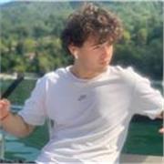 Insegnate giovane e con voglia di fare, con certificato Cambridge C1 e diploma di liceo