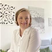 I work with leaders, to help them get unstuck, so that they know what their next move should be