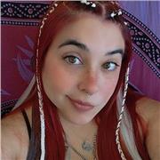 Soy clases de primaria tanto matemáticas, sociales, historia, lengua y arte