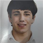 Profesor de matemáticas y física ofrece clases a estudiantes de ESO y bachillerato