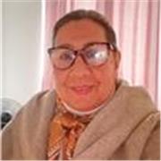 Profesora de Lenguaje con 42 años de experiencia en enseñar. Licenciada en Pedagogía, magister en Ciencias de la Educación