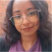 Professora de inglês com experiência de mais de um ano em sala de aula/online,experiência no ensino de diferentes faixas etárias
