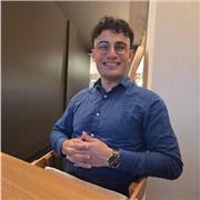 Prof en ligne, donnant des cours de langue allemande et d’approfondissement de la culture germanique