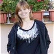 Ich bin eine pädagogische Psychologin, die Spanisch sowohl an Kinder als auch an Erwachsene unterrichtet