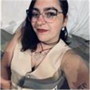 Soy una profesora con título en Administración de Empresas con más de 10 años en la rama.