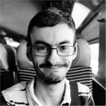 Intervenant en programmation informatique (PHP, Java, Javascript), accessible à tous niveaux.