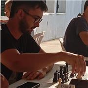 Alumno de ingenieria de último año con experiencia previa y una gran pasión por la enseñanza