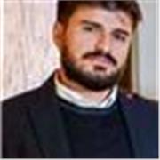 Dottorando di ricerca elargisce lezioni in storia, italiano e geografia per studenti universitari e delle scuole secondarie