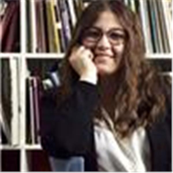 Elena - Profilo, recensioni e prezzi