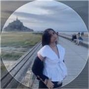 Profesora de francés nativa con experiencia, ofrece clases dinámicas y personalizadas en Madrid tanto online como presencial.