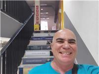 Doctor en filosofía, profesor de disciplinas filosóficas, tutor de trabajos de conclusión de grado y posgrado
