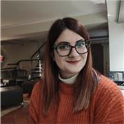 Laureata in Biologia, impartisce ripetizioni di Chimica generale, inorganica e organica, Biochimica, Genetica e Inglese. Certificazione livello B2