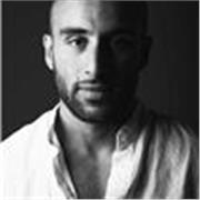 Un insegnate che é nato con la cultura America tra hollywood e Il Rap