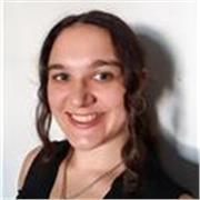 Traductora de inglés con amplia experiencia enseñando imparte clases de apoyo escolar, universitario y exámenes internacionales.