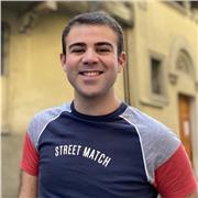 Profesor de inglés, graduado en Educación Primaria Bilingüe y actualmente trabajando en un colegio de Londres