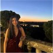 Graduada en Estudios Ingleses con conocimientos en lengua castellana y literatura. Clases particulares primaria y secundaria tanto de lengua castellana como de inglés