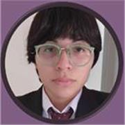 Traductor e Interprete profesional otorga apoyo para escolares