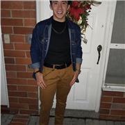 Profesor de ingles con manejo de aula virtuales