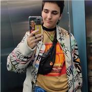 Titulada en artes gráficas, diseño y animación por 4 años