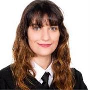 profesora de español imparte clases a extranjeros. Todos los niveles y preparación para el DELE