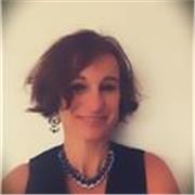 Professoressa di francese, bilingue francese-italiano, dinamica e appassionata, con esperienza corsi online e su sito.