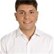 Soy Adrián Cabello, docente experto y profesional en matemáticas. Muy joven y con una gran vocación. Confía en el proceso😉