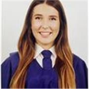 Chica de 18 años, con excelencia académica en bachillerato sanitario. Me encantan las ciencias y enseñarsela a los niños.