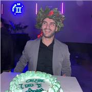 Offro lezioni private in lingua inglese per ragazzi ed adulti volte a soddisfare le loro esigenze.