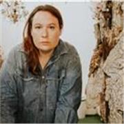 Fotógrafa con más de 10 años de experiencia; cualquier nivel.