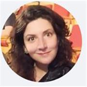 Professora de Inglês e Português como segunda língua