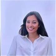 Offro lezioni private a bambini delle scuole elementari, medie e superiori.