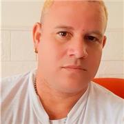 Licenciado en Química. Imparto clases a todas las enseñanzas