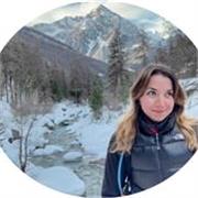 Giovane professionista con anni di esperienze internazionali alle spalle offre lezioni di varie materie per tutte le età