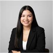 Online-Spanischlehrerin für Erwachsene in Deutschland mit praxisnaher Methode und Fokus auf echte Konversation