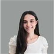 Profesora y traductora de inglés con 6 años de experiencia en la enseñanza de inglés general a adolescentes y adultos