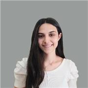 Profesora y traductora de inglés con 6 años de experiencia en la enseñanza de inglés general a adolescentes y adultos