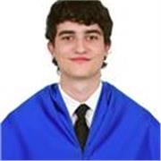 Profesor graduado en Física con experiencia dando clases tanto en institutos como a nivel universitario.
