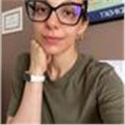 Hai bisogno di un aiuto per lo studio? Io sono pronta a cominciare. Tu?