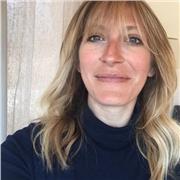 J’accompagne et enseigne en soutien scolaire primaire 
Je m’adapte aux besoins et programme