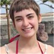 Profesora de arte polivalente, con especialidad en dibujo y pintura. estudiante
de bellas artes con ganas de mejorar y transmitir.