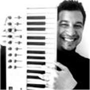 Cours de piano /Mao , cours de piano classique , pop , rap, trap, musiqe de film, anime . Pour tout âge, pour les enfants methode Disney. Composition musicale